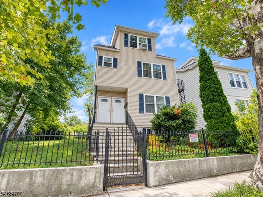 123 DELMAR PL # 3, IRVINGTON, NJ 07111 - Image 0b9756ffa5f8a8b4b2b118fb4b08fa24/3745764045