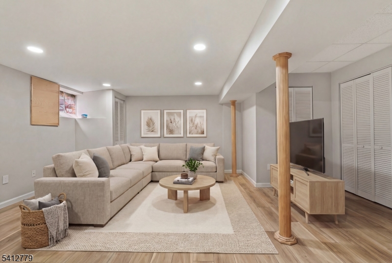 Quail Brook - Residential