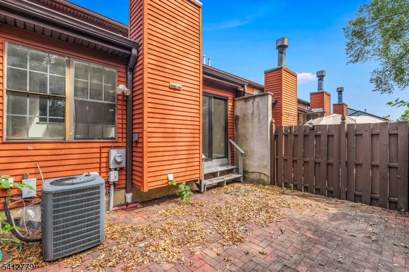 Quail Brook - Residential