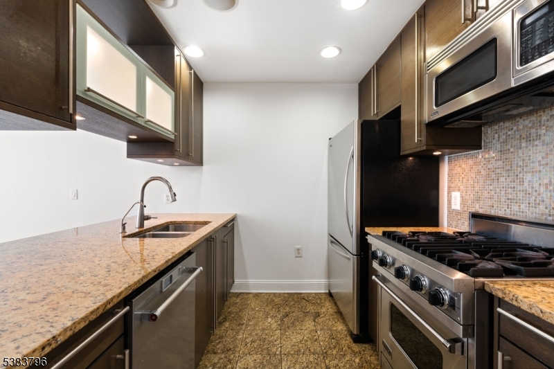 Paulus Hook - Downtown JC - Residential