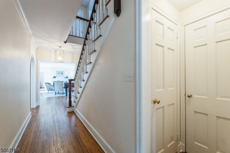 Mansion Row - Residential
