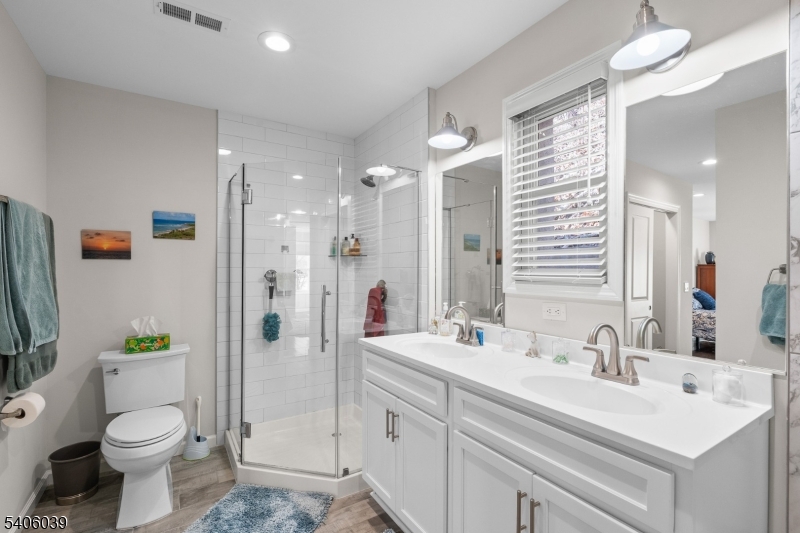 Lakeside Village - Residential