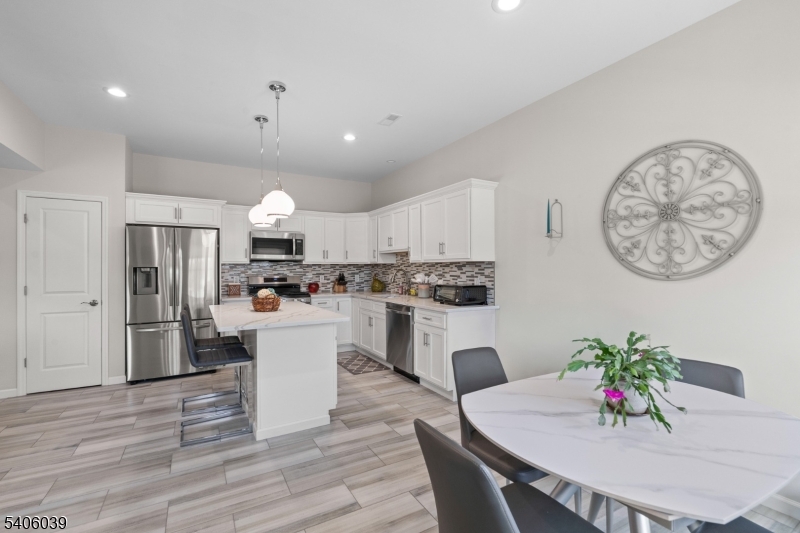 Lakeside Village - Residential