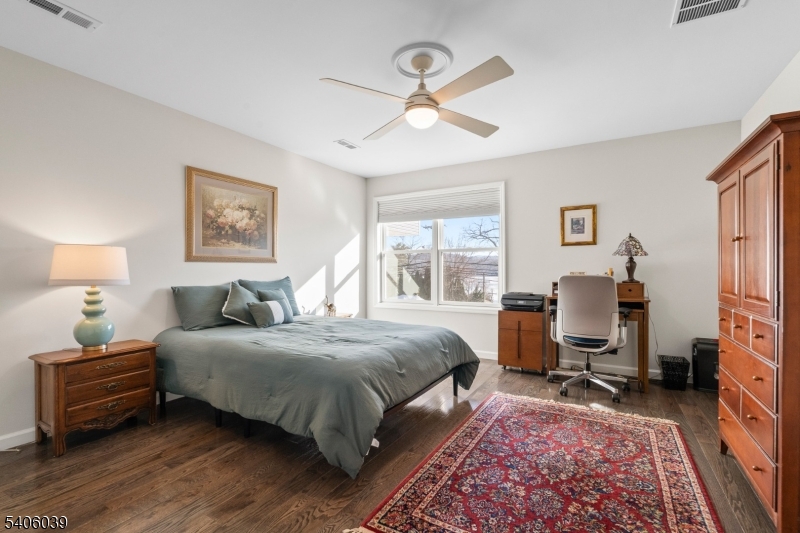 Lakeside Village - Residential