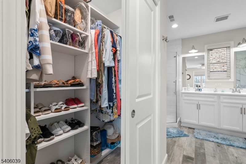 Lakeside Village - Residential