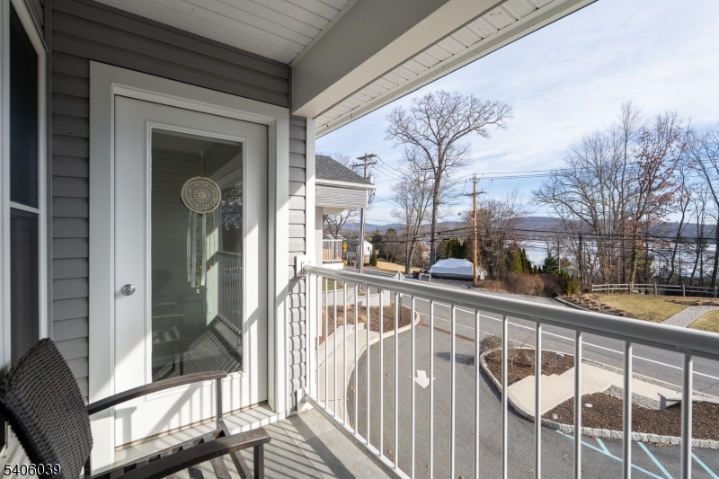 Lakeside Village - Residential