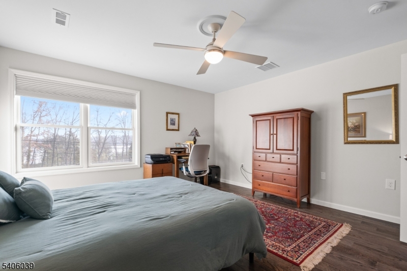 Lakeside Village - Residential