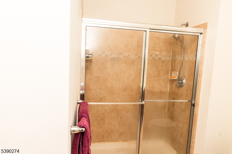 VAN HOUTEN MANOR - Residential