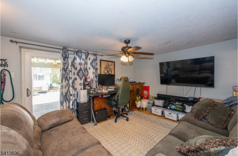 LAKE LENAPE - Residential