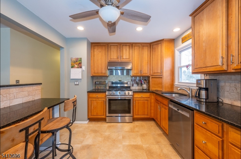 LAKE LENAPE - Residential