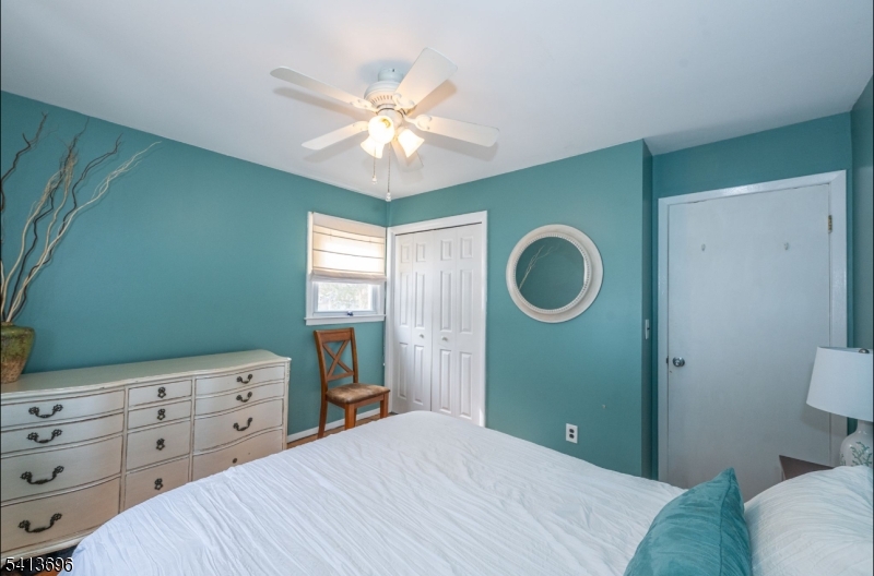 LAKE LENAPE - Residential