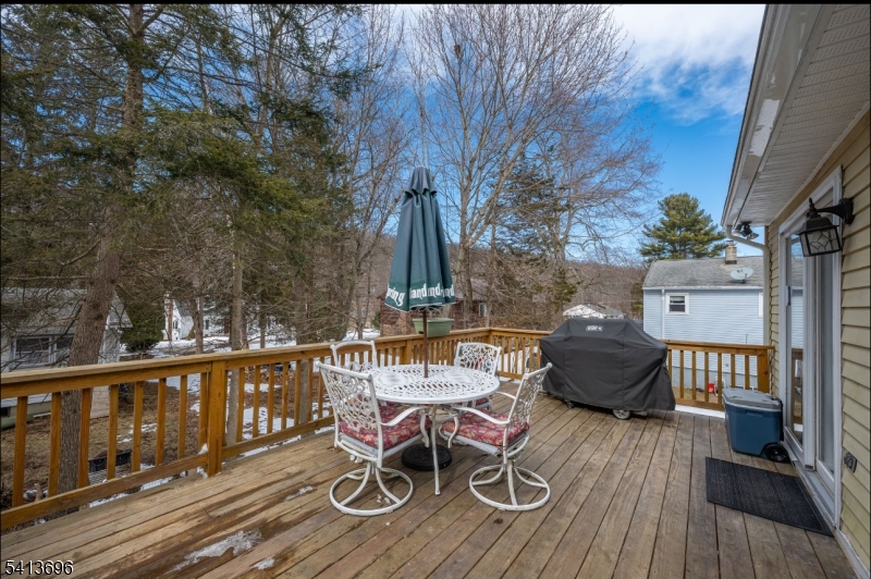 LAKE LENAPE - Residential