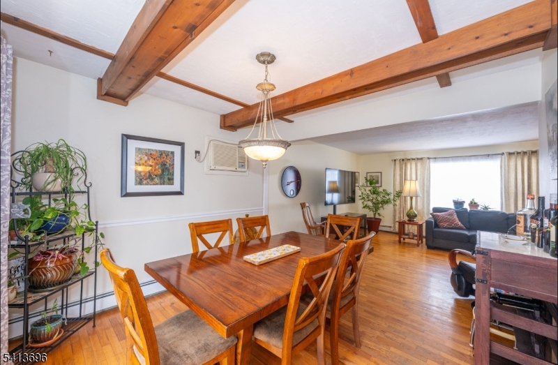 LAKE LENAPE - Residential