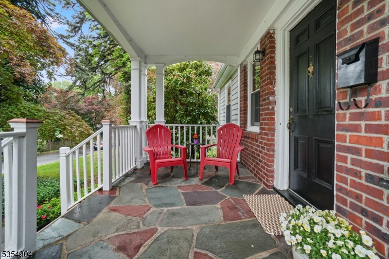 4 Westview Pl