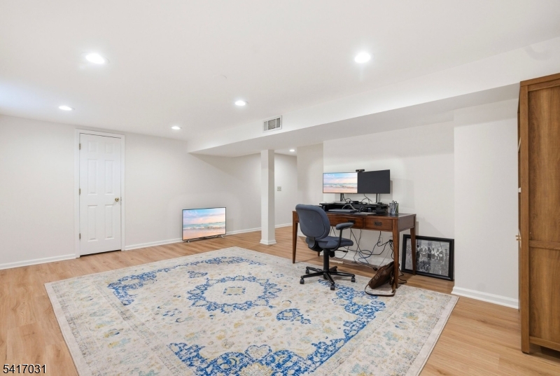 Packanack Lake - Residential