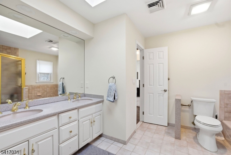 Packanack Lake - Residential