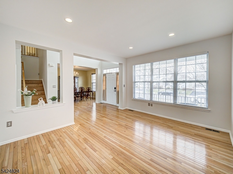 CARRIAGE GATE - Residential