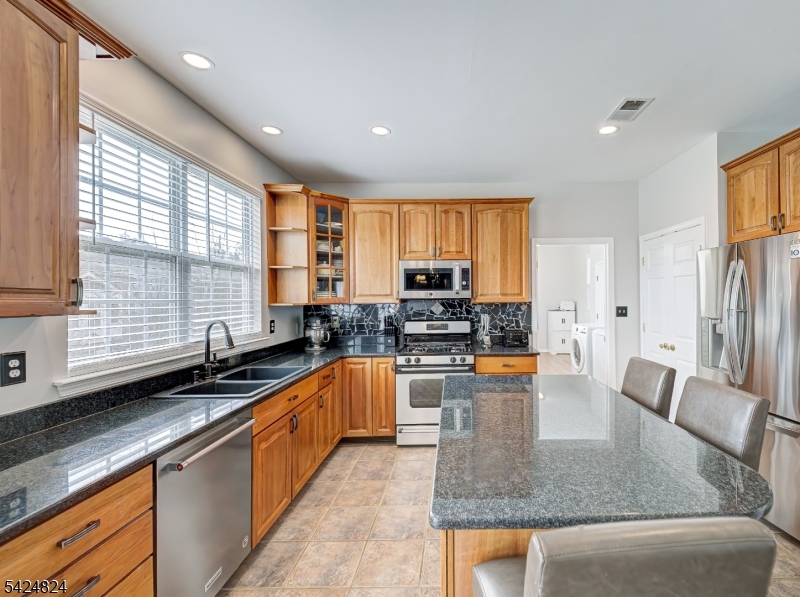 CARRIAGE GATE - Residential