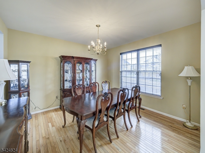 CARRIAGE GATE - Residential