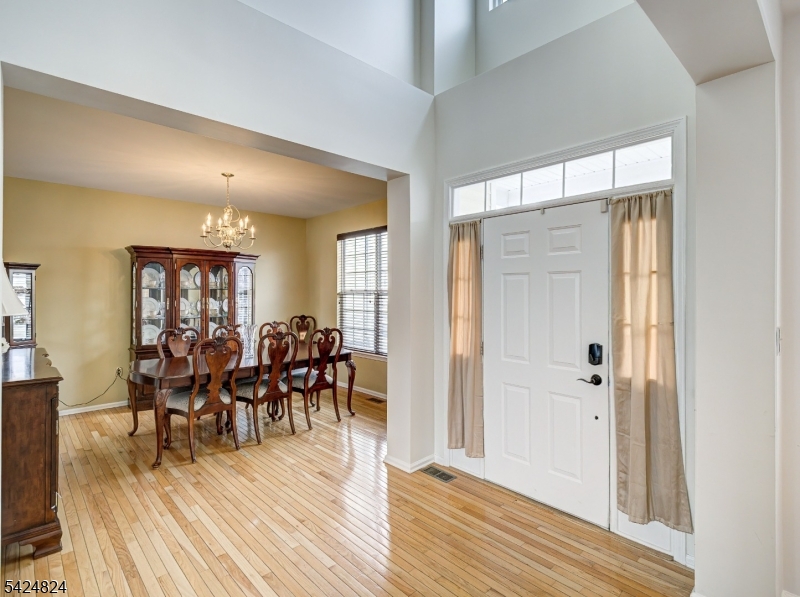 CARRIAGE GATE - Residential