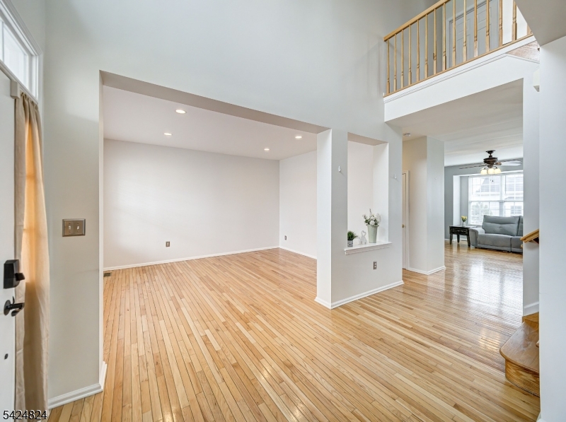 CARRIAGE GATE - Residential