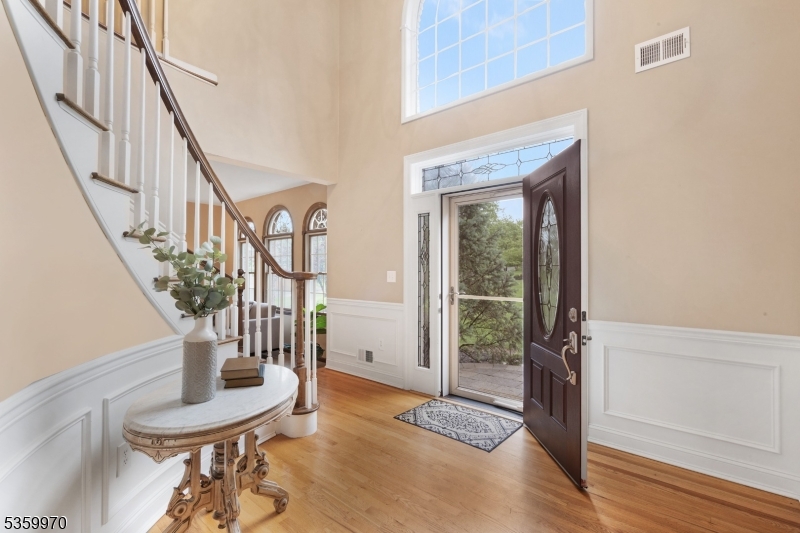 Clinton Twp., New Jersey 08801, United States, 4 Bedrooms Bedrooms, ,4 BathroomsBathrooms,Residential,Pending,141152