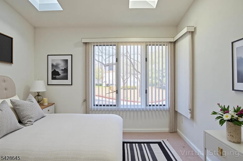 Condo/Coop/Townhouse - Residential