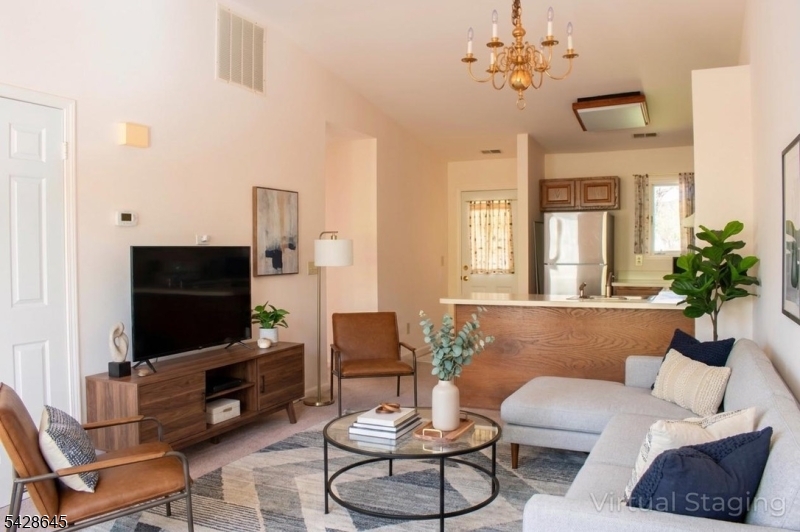 Condo/Coop/Townhouse - Residential