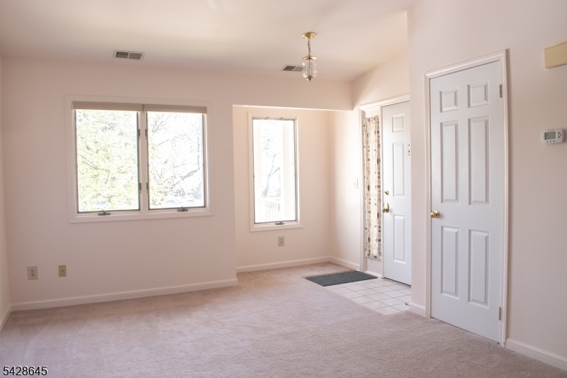 Condo/Coop/Townhouse - Residential