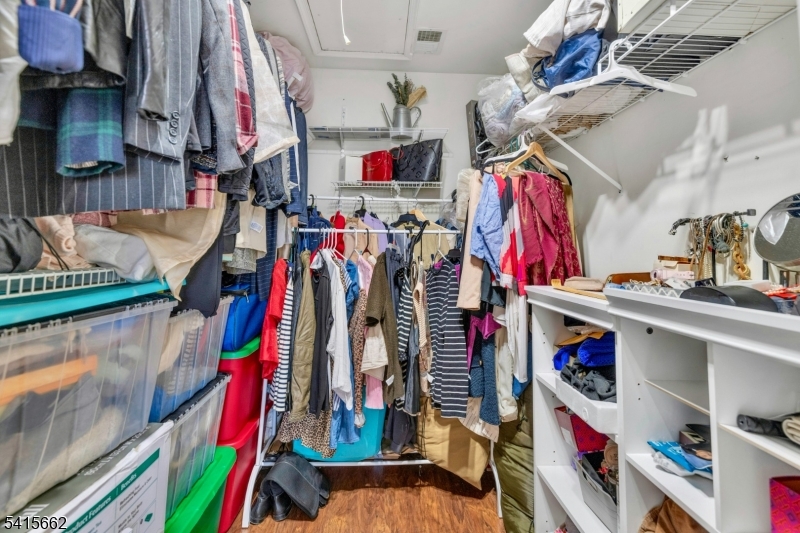 Country Woods - Residential