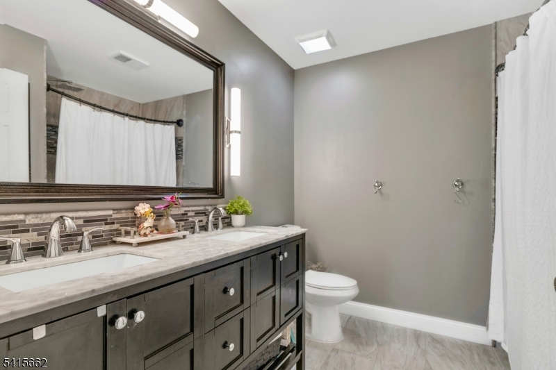 Country Woods - Residential