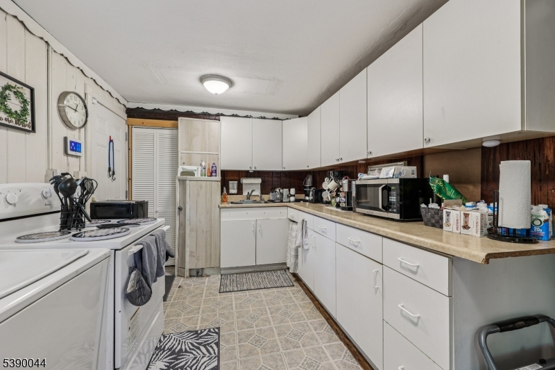 Cupsaw Lake - Residential