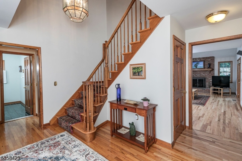 35 Dehart Dr