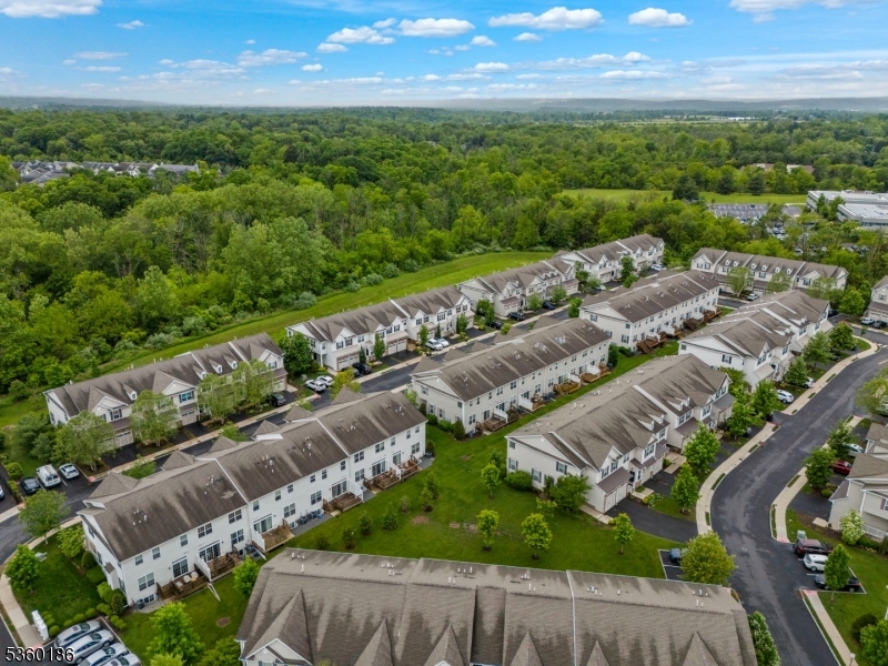 MONTGOMERY RIDGE - Residential