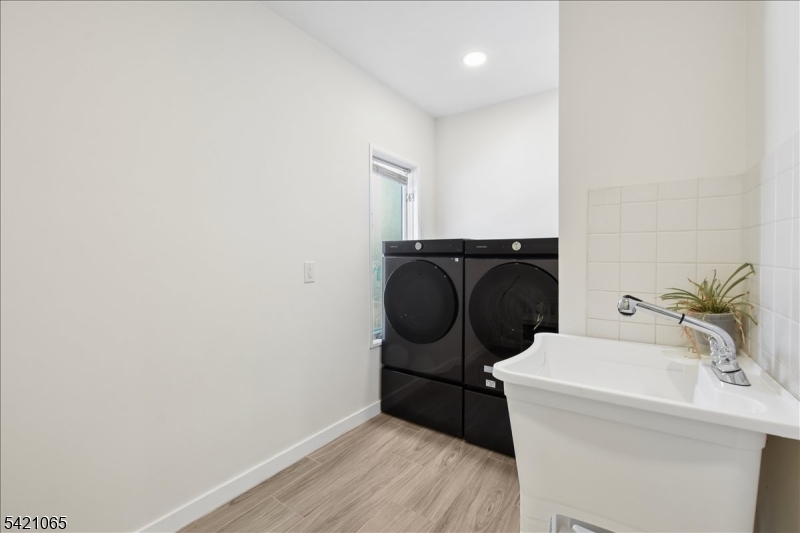 Old Short Hills - Residential