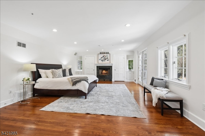 Old Short Hills - Residential