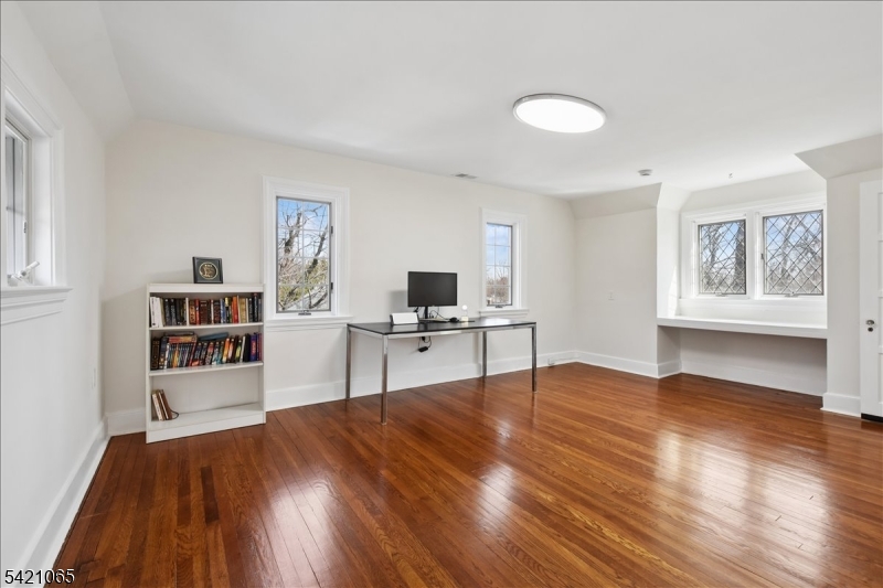 Old Short Hills - Residential