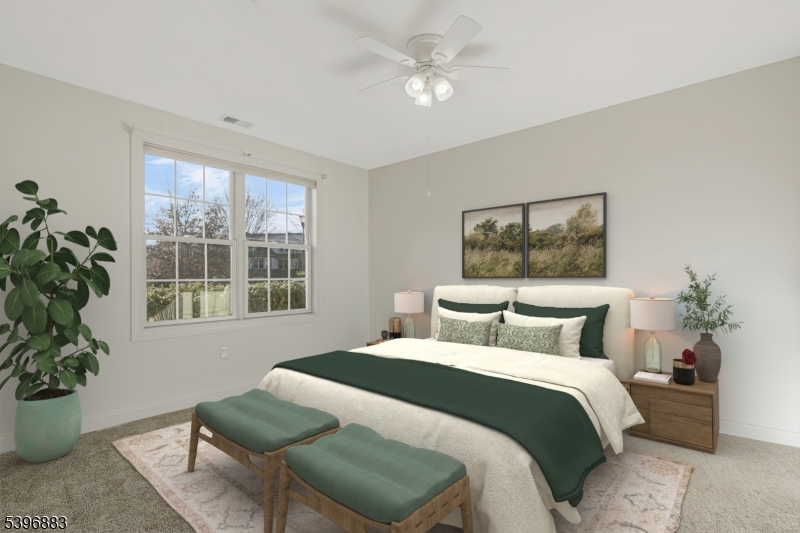 Four Season - Residential