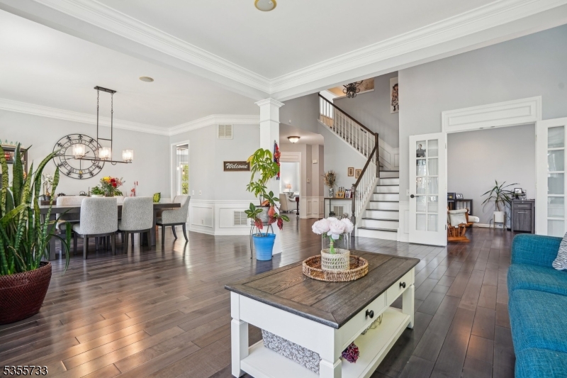 38 Revere Dr