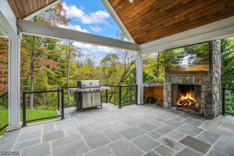 Mountainville - Residential