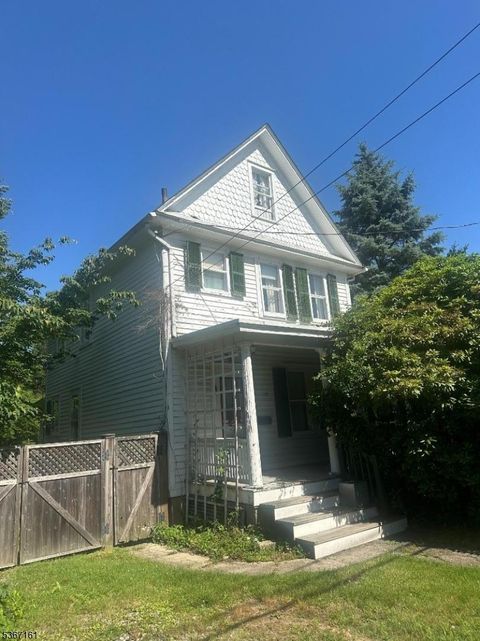 39 Van Duyne Ave, Rockaway Boro, NJ 07866 - #: 3974099