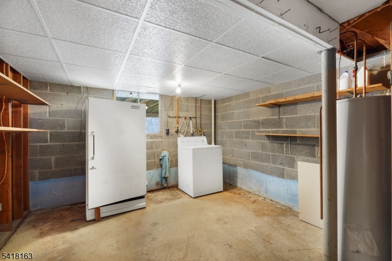 Cupsaw Lake - Residential