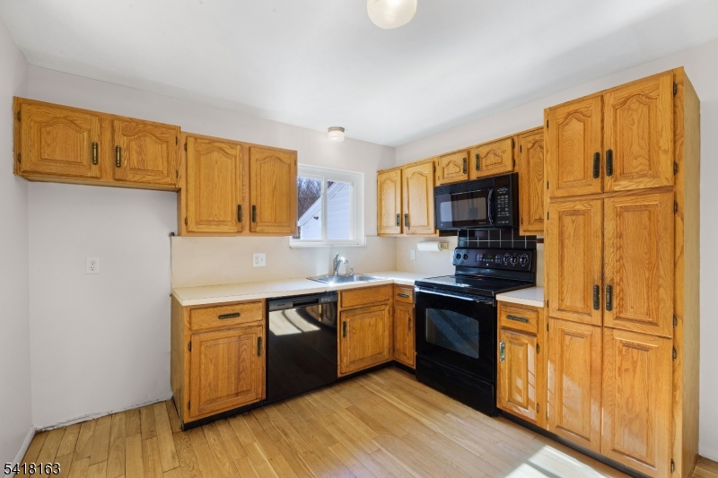 Cupsaw Lake - Residential