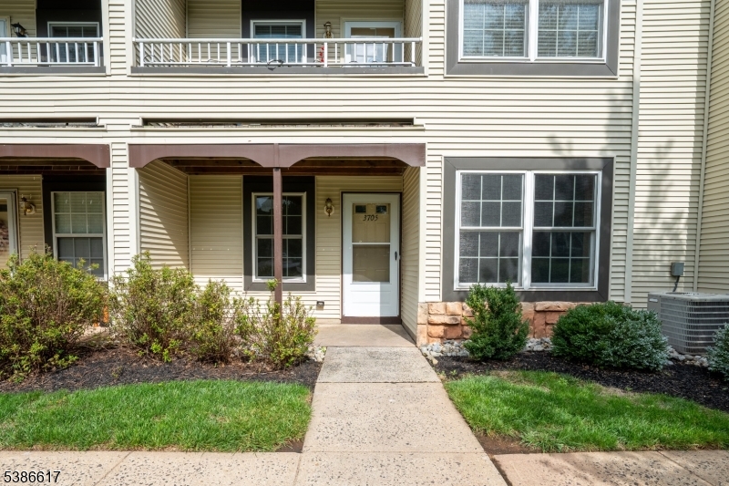 Bridle Club - Residential