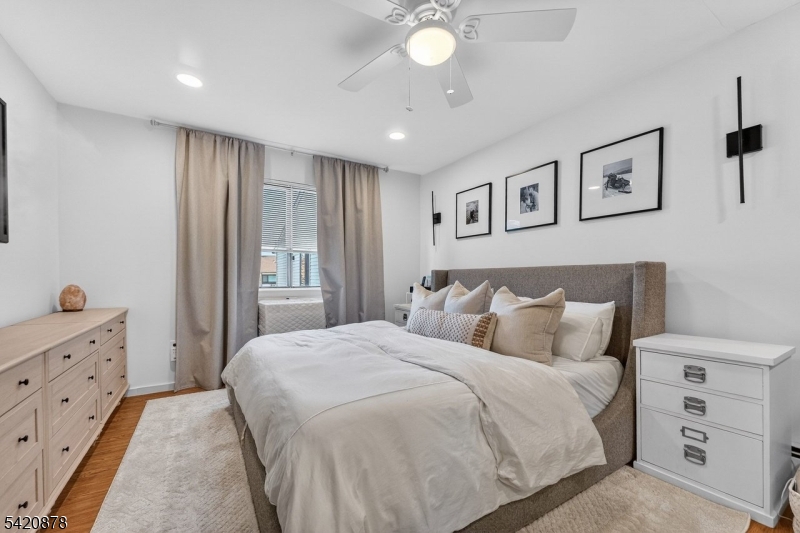 Wyndmoor at Woodbridge - Residential