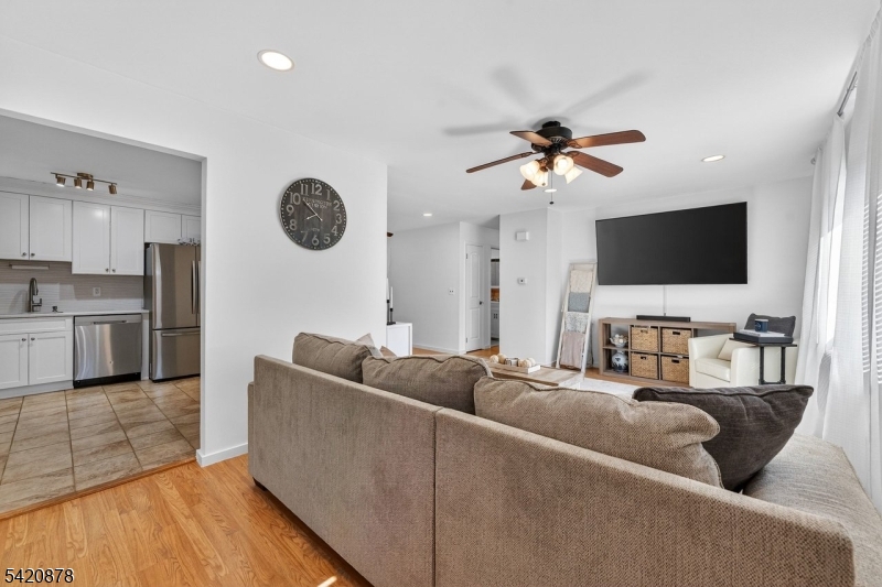 Wyndmoor at Woodbridge - Residential