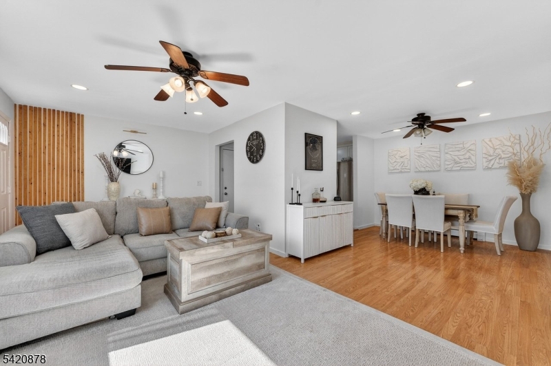 Wyndmoor at Woodbridge - Residential