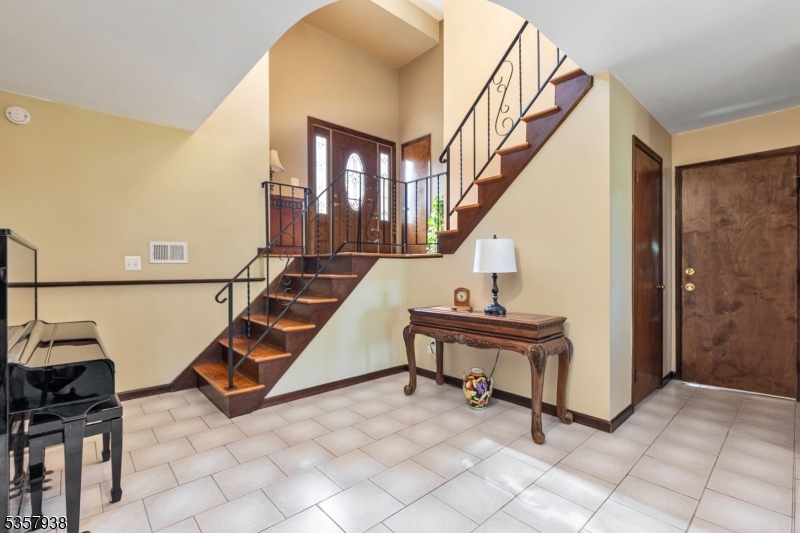 62 Lazy Brook Rd