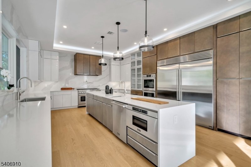 Bel Air - Residential