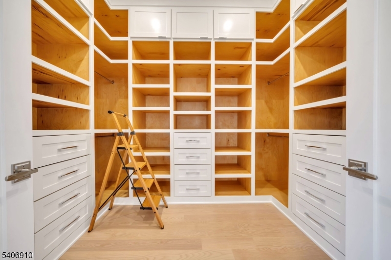 Bel Air - Residential